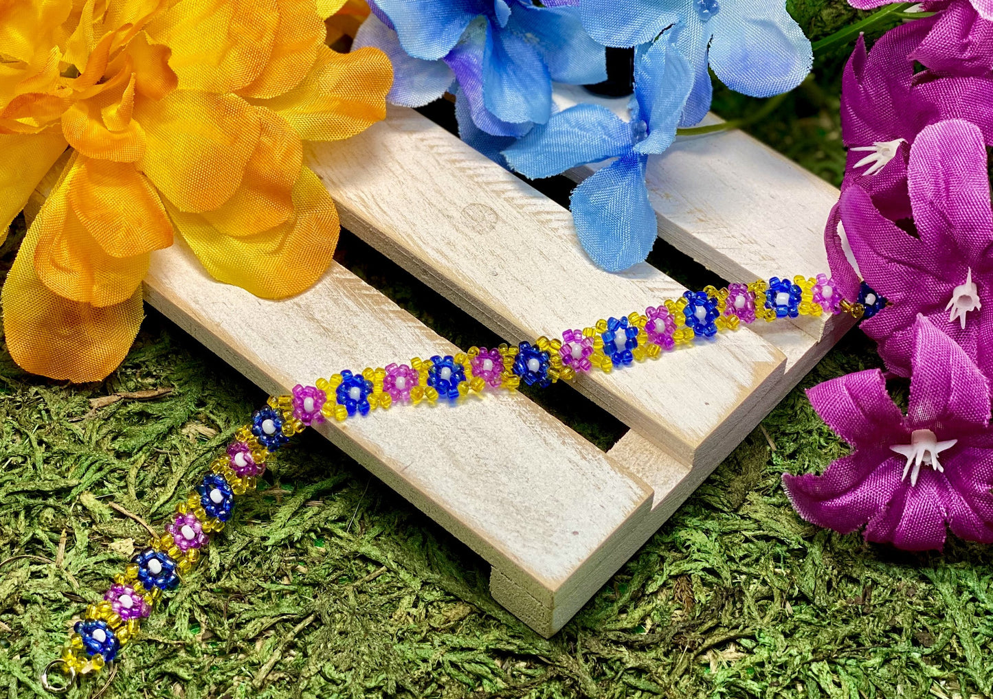 Yellow/Blue/Purple Daisy