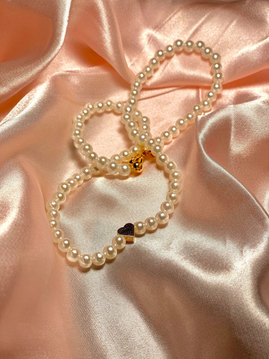 Pearl Necklace w/charm